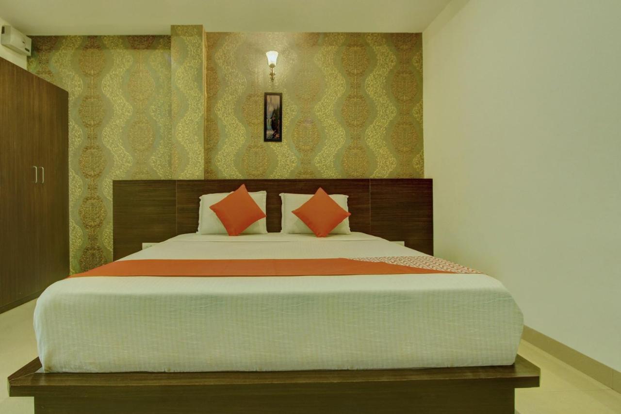 Capital O Hotel Samanvi International Belur  Exteriér fotografie